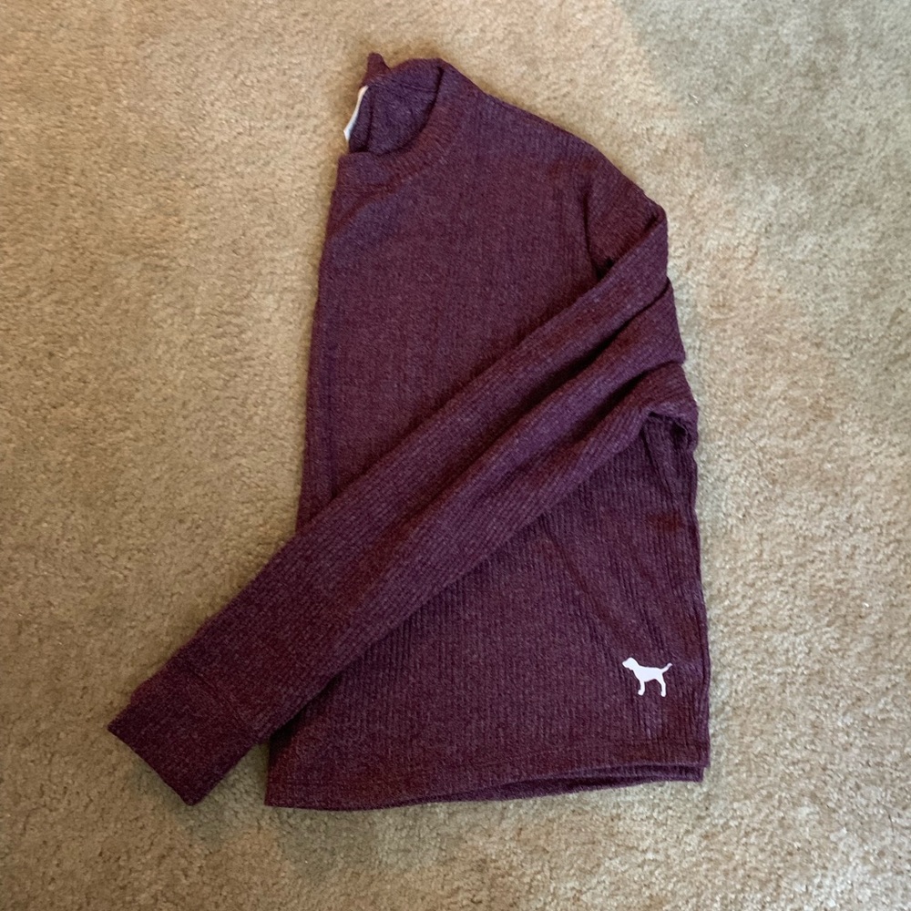 NWT VS Pink Long Sleeve Cozy Crew - Picture 4 of 8
